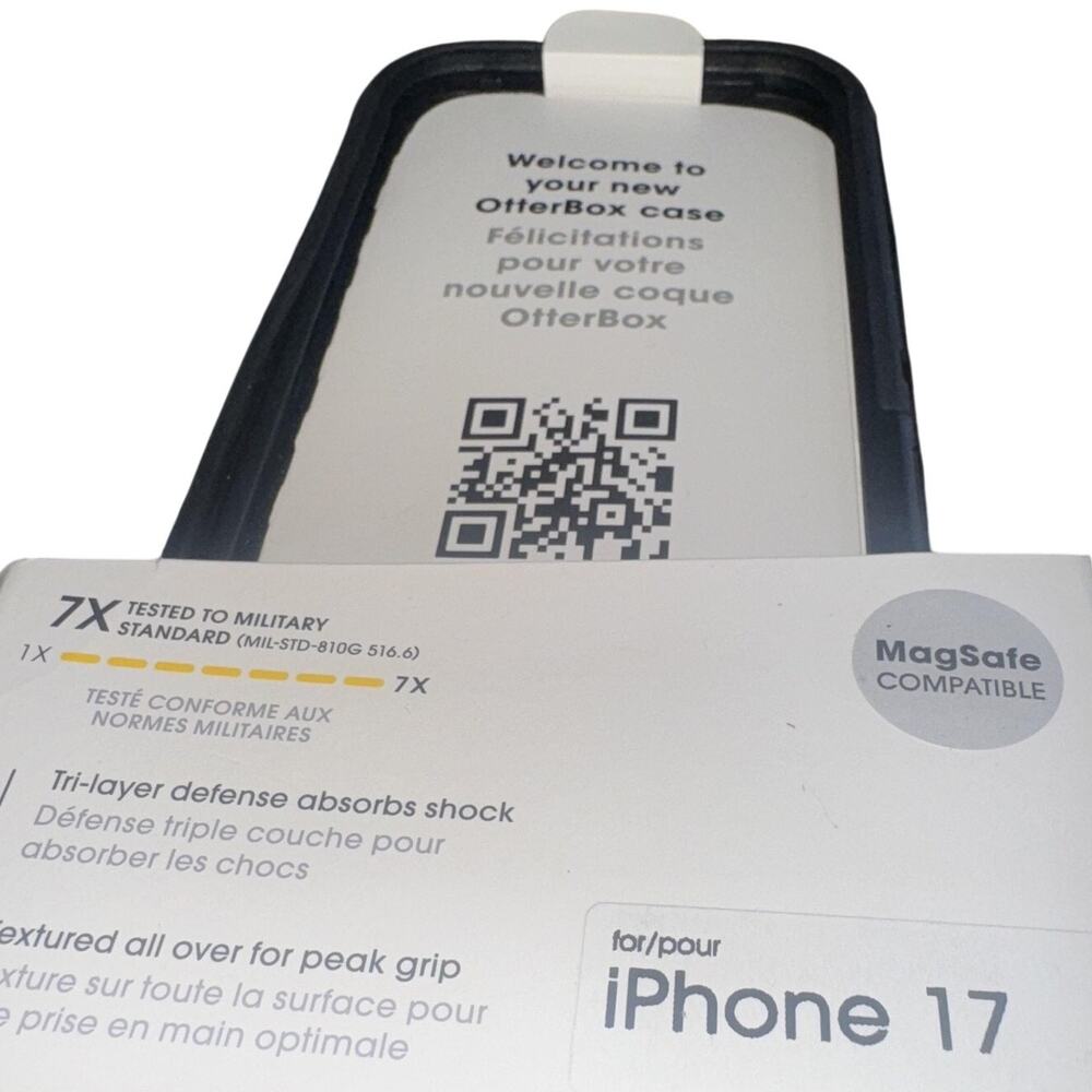 OtterBox iPhone 17 Case Black